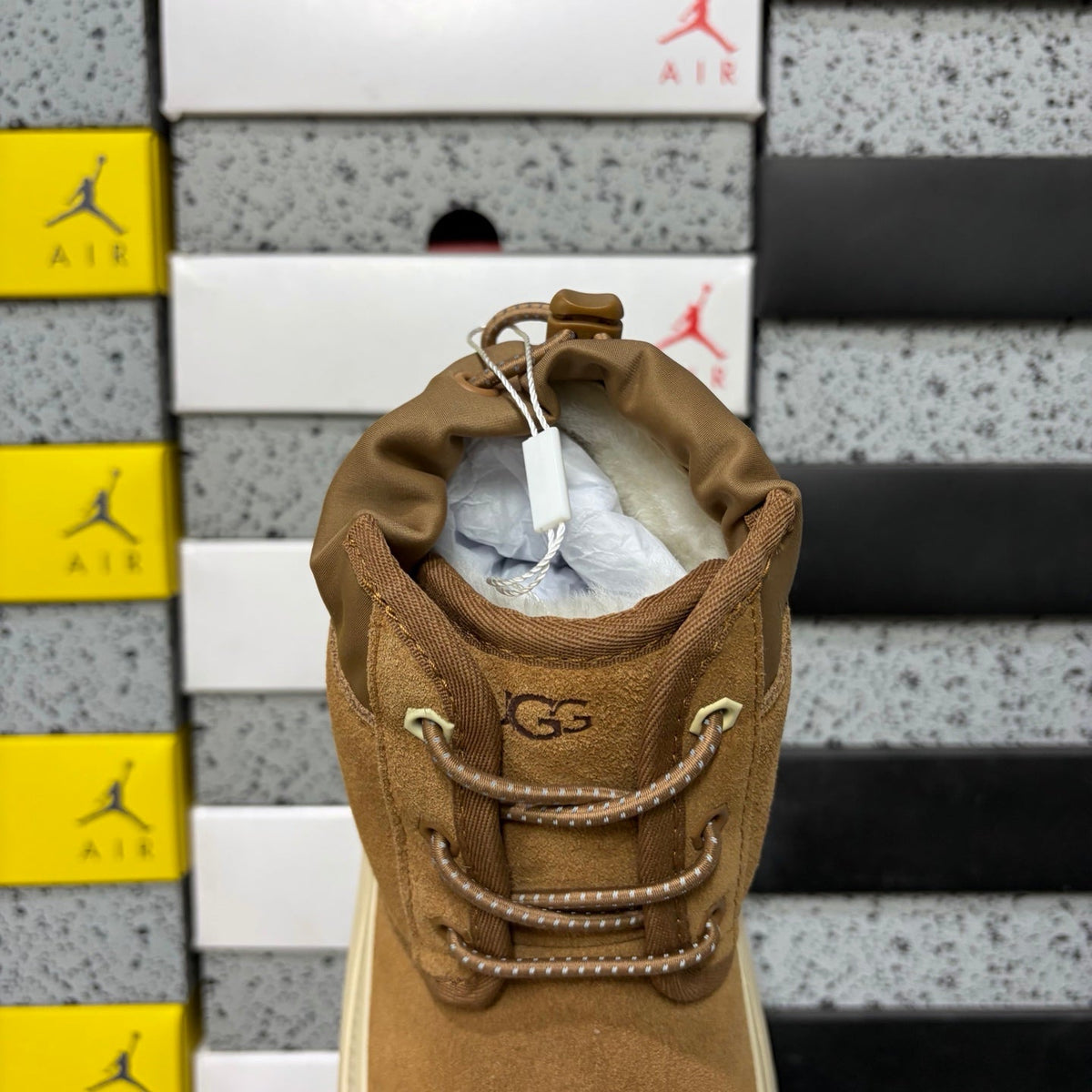 UGG Lace-Up Hiker Chukka Boot – Suede Boot with Knit Collar, Lug Sole & UGG Logo Heel in Tan